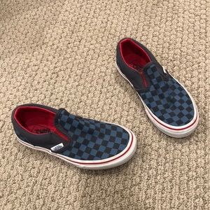 Great vans checkers slip on’s kids size 1